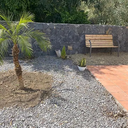 Holiday home Vittoria Holidays In Santa Venera *